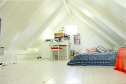 Cloudbreak Surf Shack