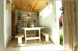 Cloudbreak Surf Shack