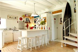 Cloudbreak Surf Shack