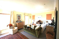 Lorelei Historical Beachfront Cottage