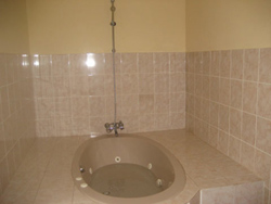 Maitishong Guest House