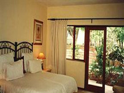 Melrose Place Guest Lodge