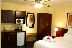 Shangri-La Country Hotel