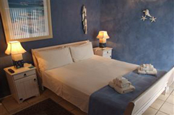 3 Colours Blue Guest House