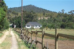 Horseshoe Cove Cottage