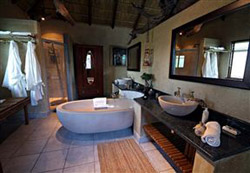 Zenzele River Lodge