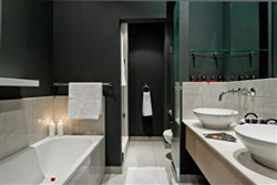 Notel International Sandhurst Towers 1105B