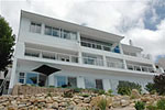 places to stay in simons town