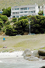 places to stay in simons town