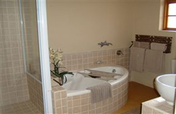 Two Oaks Bed And Breakfast