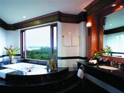 Pavilion Queens Bay Hotel