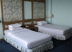 Diamond Riverside Hotel