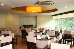 Maninarakorn Hotel