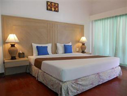 Nakara Longbeach Resort