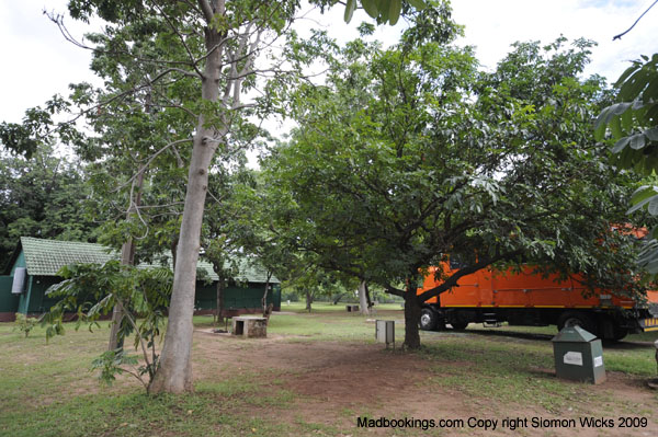 vic_falls_camping_04